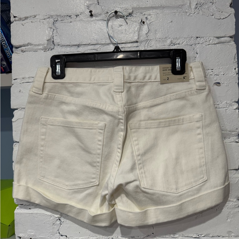 NWT J Crew Factory Classic denim short in‎ white wash Size 2